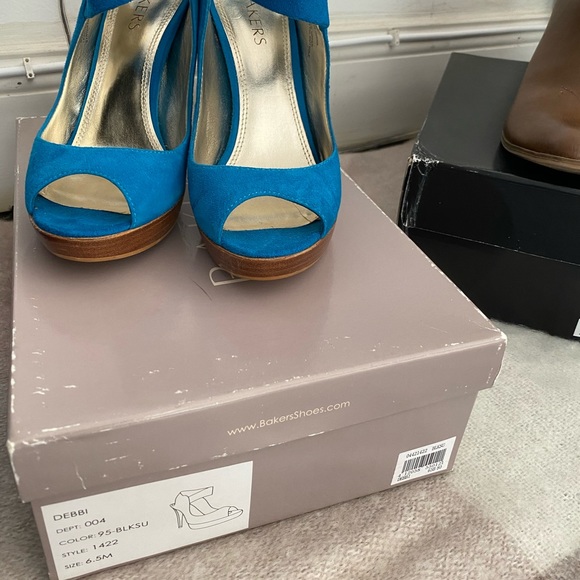 Shoes - Picture 4 of 13